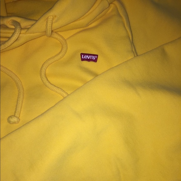 Levi’s Yellow Cropped Hoodie Small - Picture 7 of 7